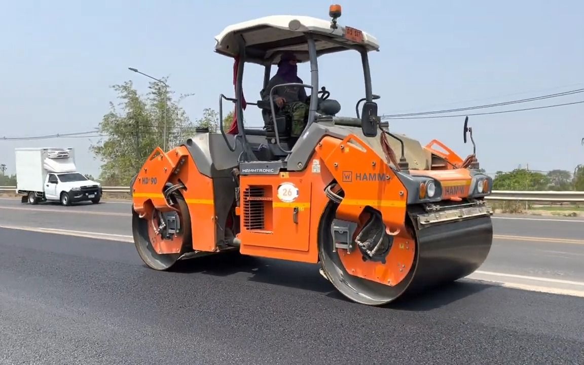 梅花压路机:深层压实利器与工程应用全解析(图1)